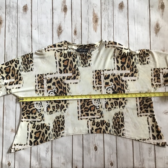 Textured Animal Print Lagenlook Tunic European - Picture 5 of 5